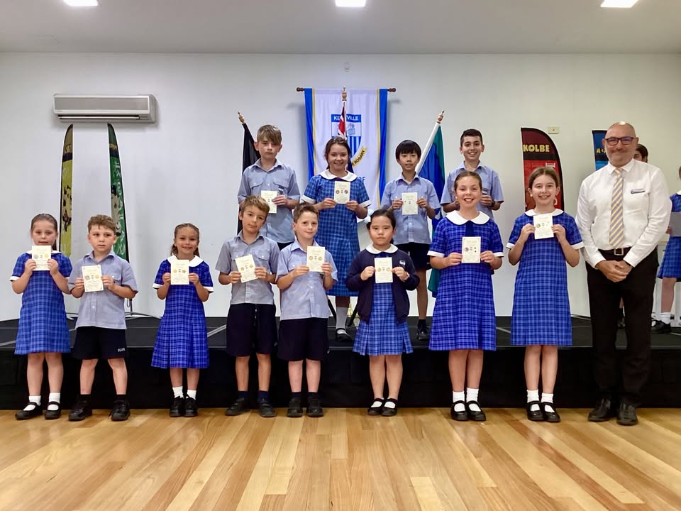 932332665570567_1419570680180094-1