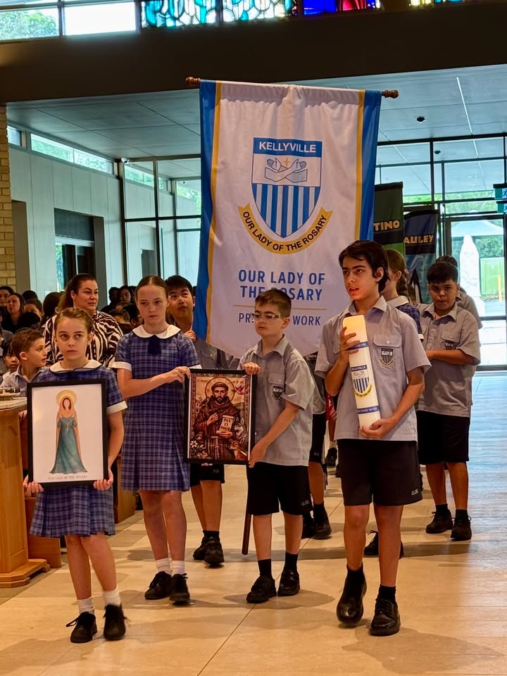 932332665570567_1425247089612453-1