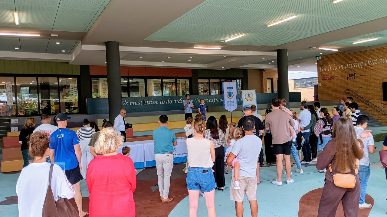 932332665570567_1439210574882771-1