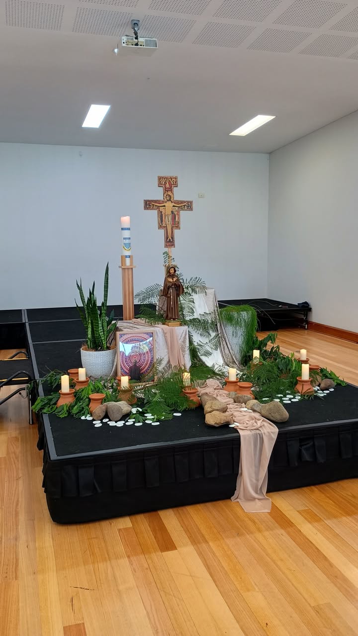 932332665570567_1480443704092791-1